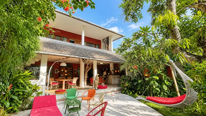 Art Villa in the Heart of Seminyak